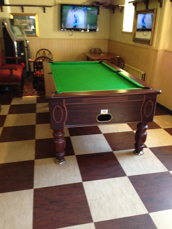 The Queens Head 3* Durham