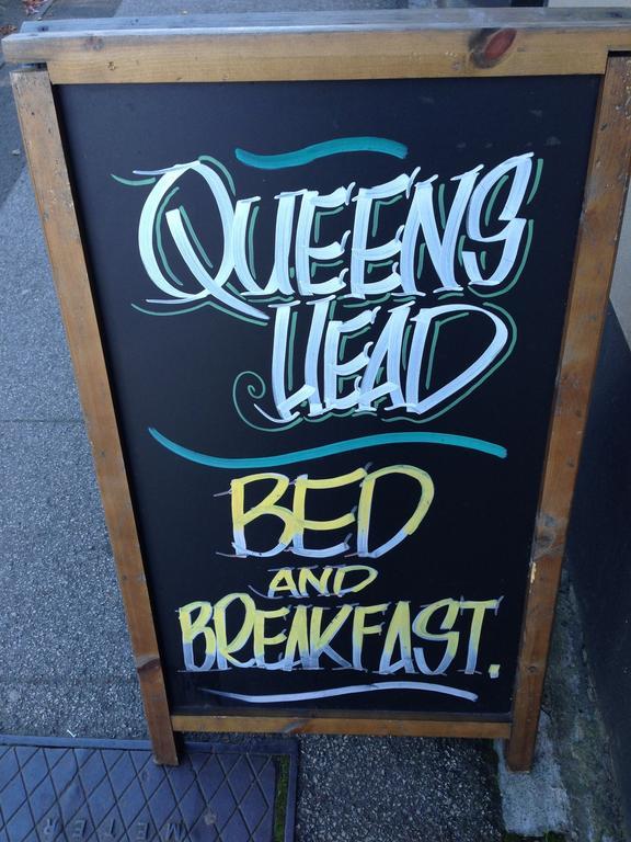 Bed & Breakfast The Queens Head