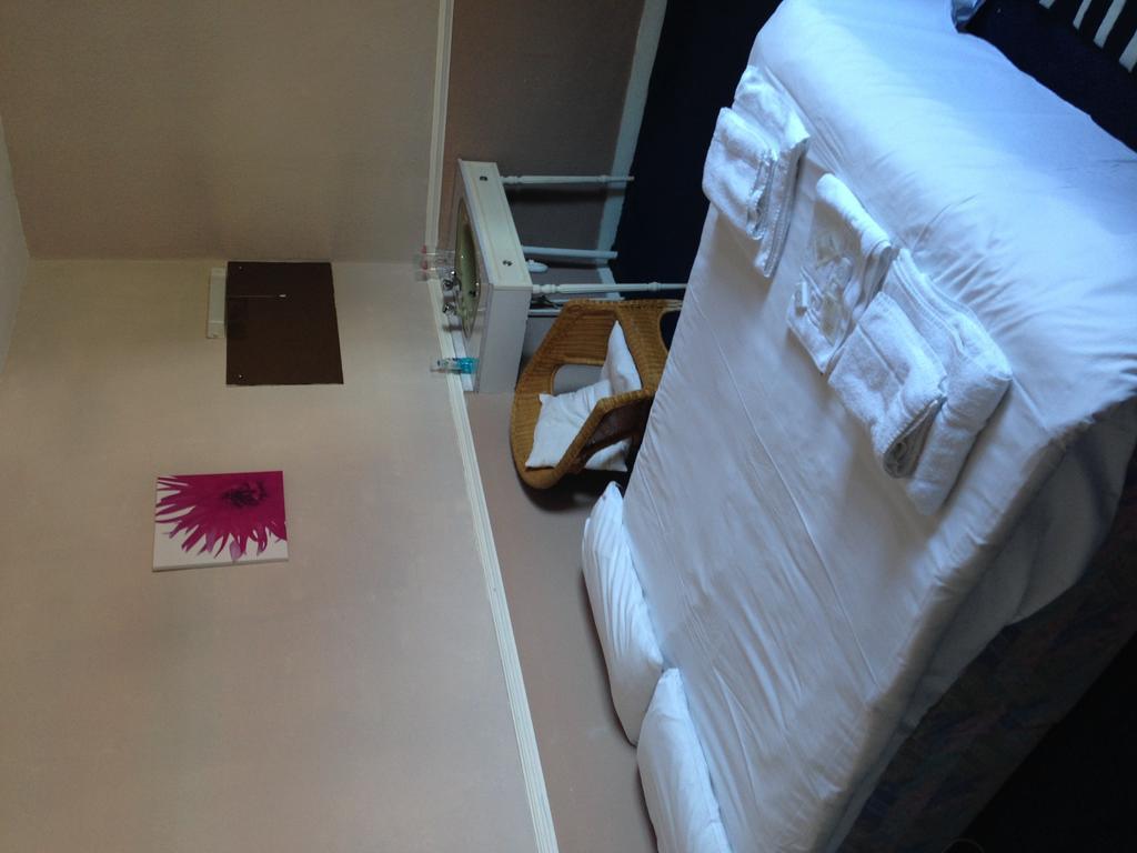 The Queens Head 3* Durham